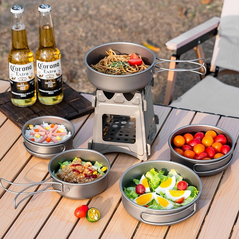 ชุดเครื่องครัวไทเทเนียมแบบซ้อนกัน 5 ชิ้น